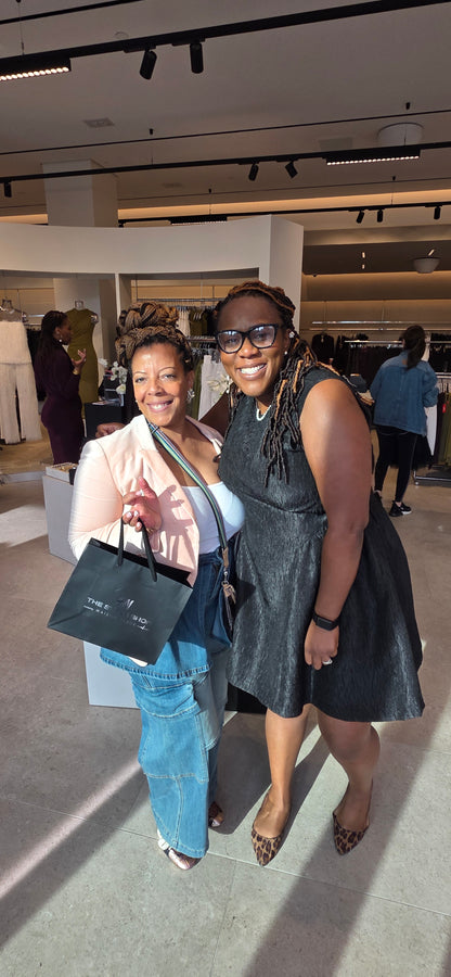 rose cerise amande Cherry Almond Rose Hand-poured Soy Candle | 12oz